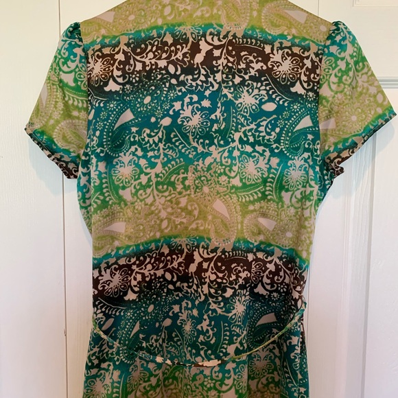 East 5th Women’s Medium Blouse NWOT - Picture 4 of 8